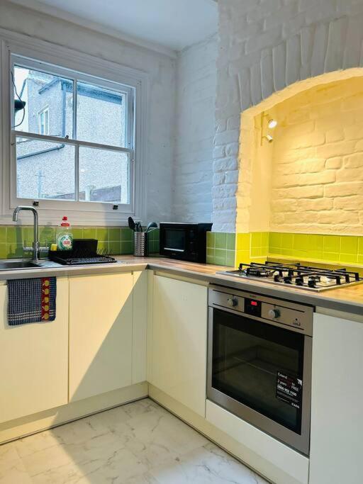 Elegant House In Stratford Apartamento Londres Exterior foto